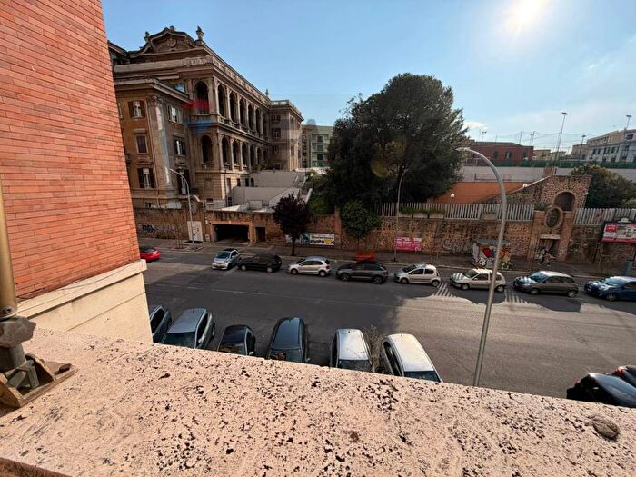 Appartamento trilocale in affitto in Via Matera, Villa Fiorelli, Roma