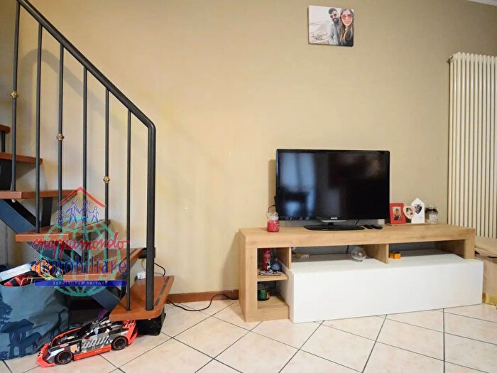 Appartamento trilocale in vendita in Via Antonio Vivaldi, Castello DArgile