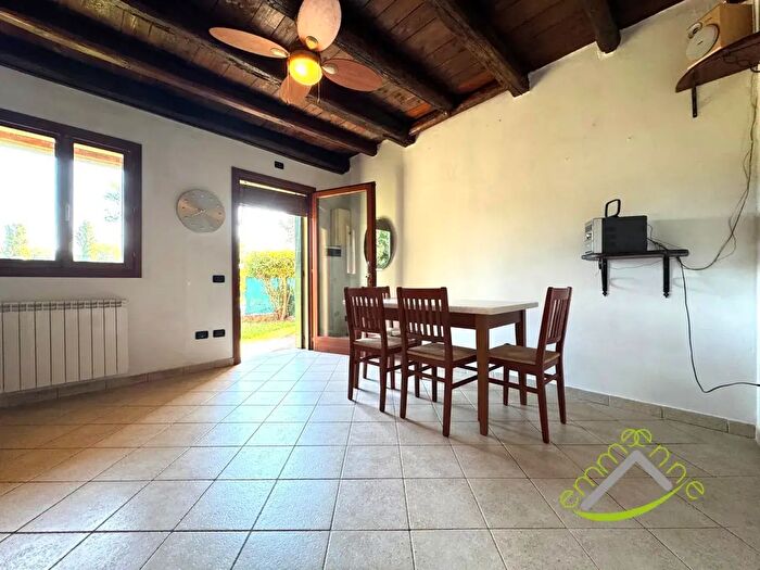 Appartamento bilocale in vendita in Via Valmarana, Mira