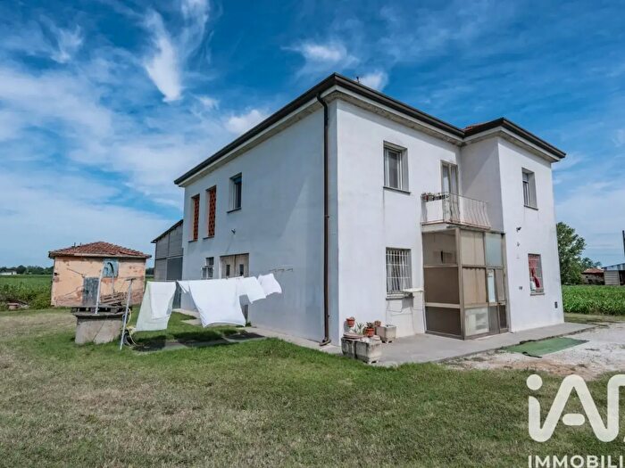 Casa con 5 locali in vendita in Strada del Sorbaro, Argenta