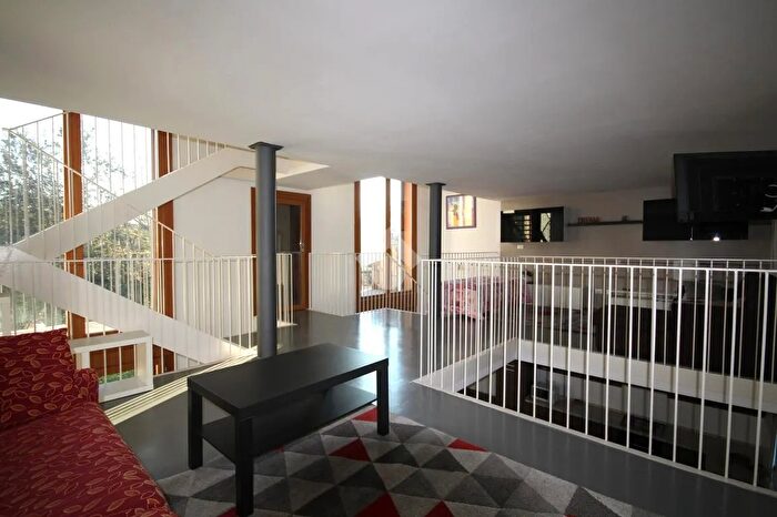 Casa con 5 locali in vendita in Corso Bra, Alba