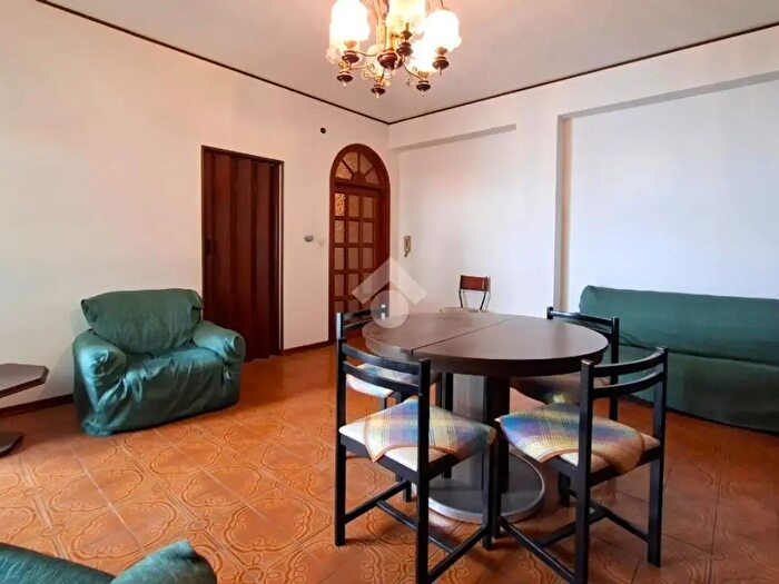 Appartamento con 5 locali in vendita in Via Padre Carlo Orazi, Castorano