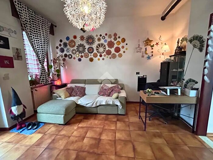 Casa quadrilocale in vendita in Via Vittorio Veneto, San Germano Vercellese