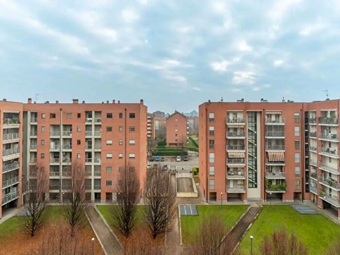 Appartamento quadrilocale in vendita in Via Donna Prassede, Milano