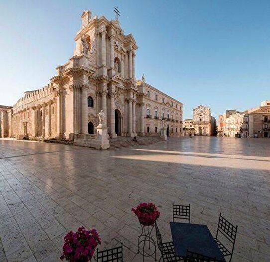Appartamento bilocale in affitto in Via Consiglio Reginale, Ortigia, Siracusa