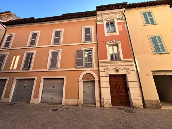 Appartamento trilocale in affitto in Centro, Terni