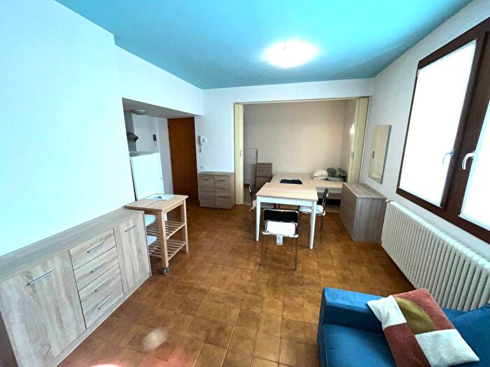 Appartamento monolocale in affitto in Via Cristoforo Magrè, Centro, Schio