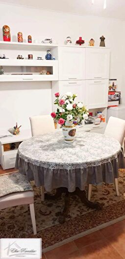 Appartamento con 5 locali in vendita in Rio