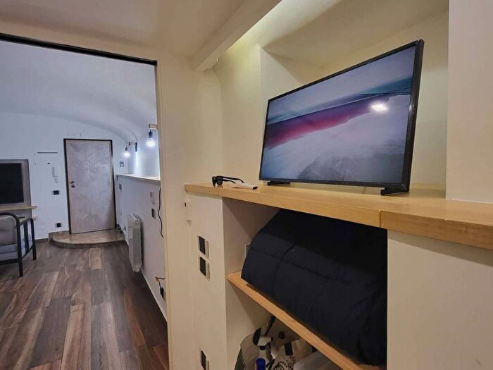 Appartamento bilocale in affitto in Piazzale degli Eroi, Cipro, Roma