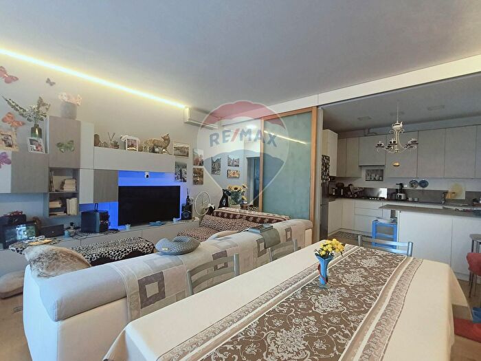 Appartamento quadrilocale in vendita in Via della Resistenza, Verbania