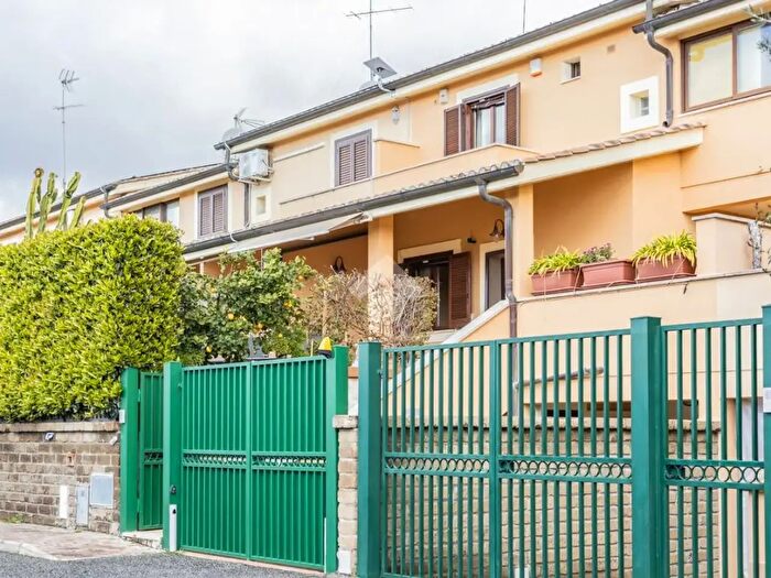 Casa con 5 locali in vendita in Via Colle dellAsino, Cerveteri
