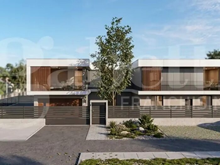 Casa con 5 locali in vendita in Via Sauro, Corbetta