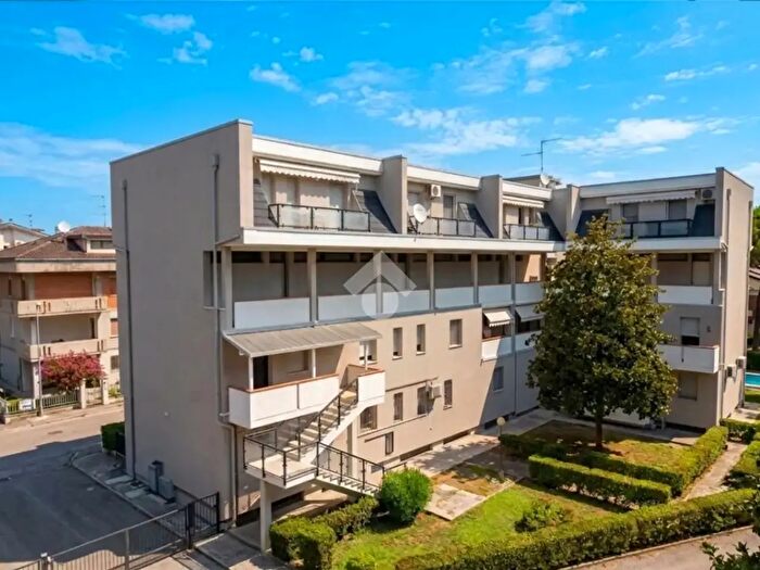 Appartamento quadrilocale in vendita in Via Venezia, Martinsicuro
