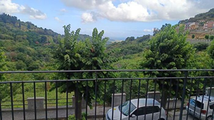 Casa trilocale in vendita in Vico Secondo Umberto I, Monforte San Giorgio