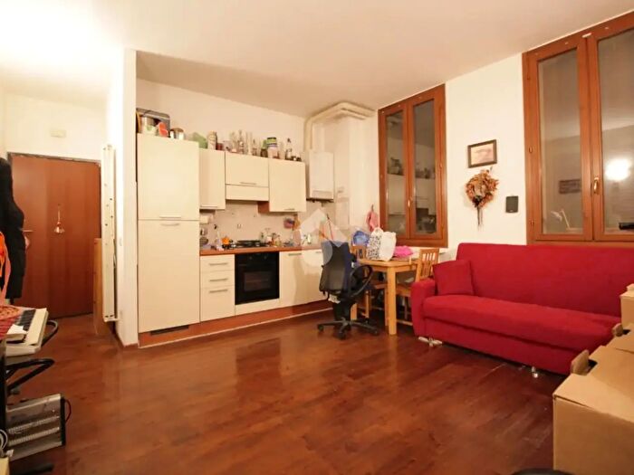 Appartamento monolocale in vendita in Via del Milliario, Bologna