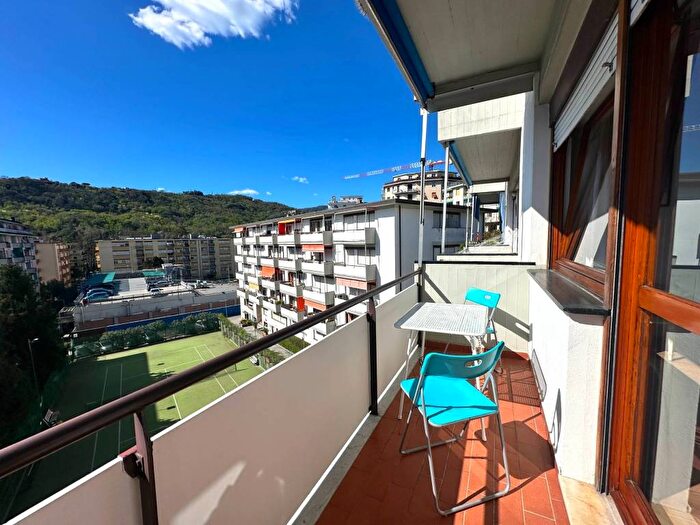 Appartamento quadrilocale in affitto in Via Tito Speri, Golf Castellino, Rapallo