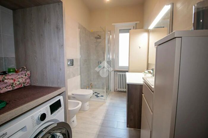 Appartamento quadrilocale in vendita in Vicolo Pavonesche, Bosconero