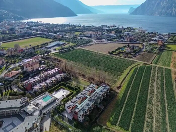 Appartamento bilocale in vendita in Nago Torbole