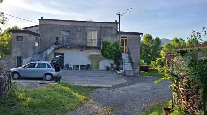 Casa monolocale in vendita in Contrada Ferrara, Vairano Patenora