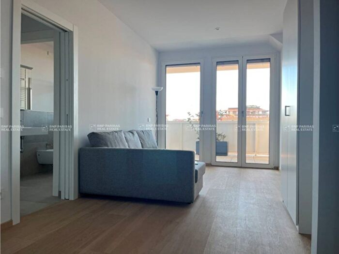 Appartamento monolocale in affitto in Piazza Abramo Oldrini, Rondò Torretta, Sesto San Giovanni