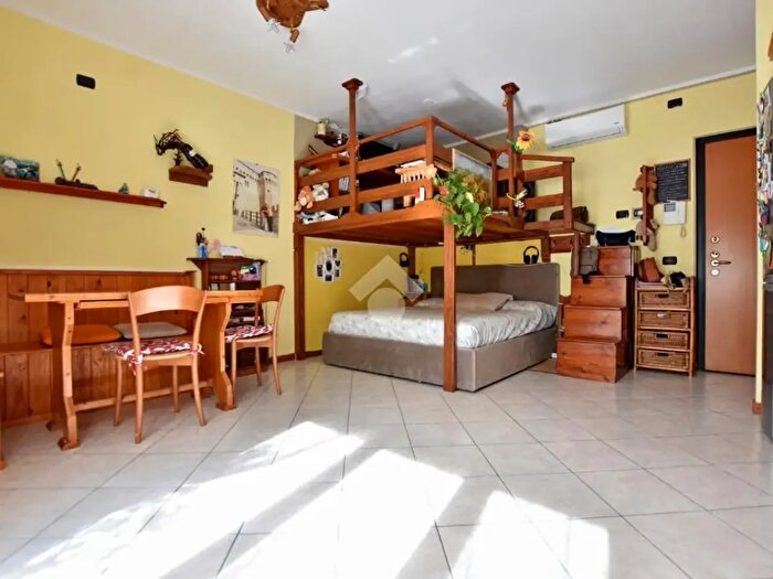 Appartamento monolocale in vendita in Via Mozart, Liscate