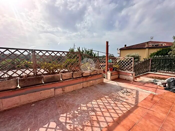 Appartamento trilocale in vendita in Via Attilio Brunialti, Roma