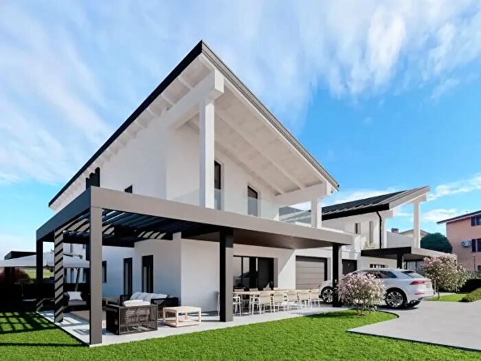 Casa quadrilocale in vendita in Rivergaro