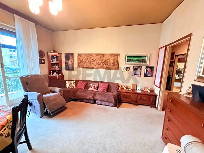 Appartamento trilocale in vendita in Via Gerolamo Forni, Milano