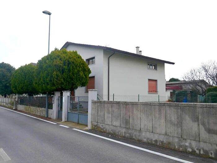 Casa con 6 locali in vendita in Spilimbergo