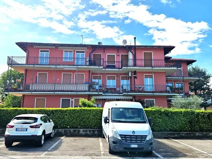 Appartamento quadrilocale in vendita in Via Lazzaretto, Sirmione
