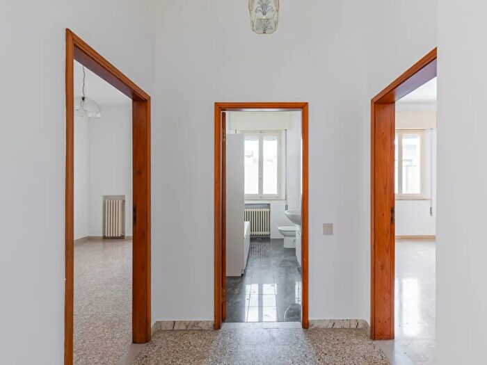 Appartamento quadrilocale in vendita in Via Amendola, Lugo