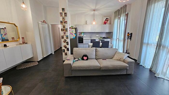 Appartamento con 5 locali in vendita in Montecarlo, Montecarlo