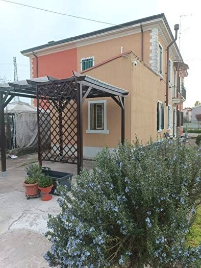 Casa trilocale in affitto in Centro, Badia Polesine