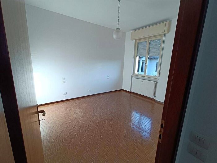 Appartamento bilocale in affitto in Lucino, Montano Lucino