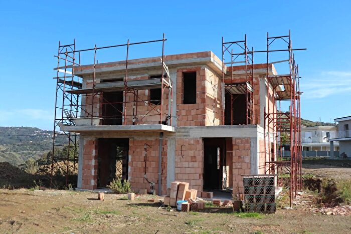 Casa trilocale in vendita in Contrada Torre Mangone, Torchiara