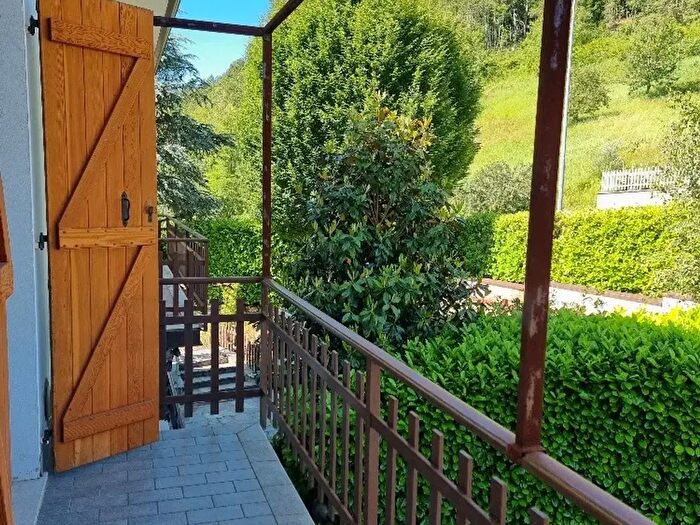 Appartamento trilocale in vendita in Via Don Morisi, Bettola