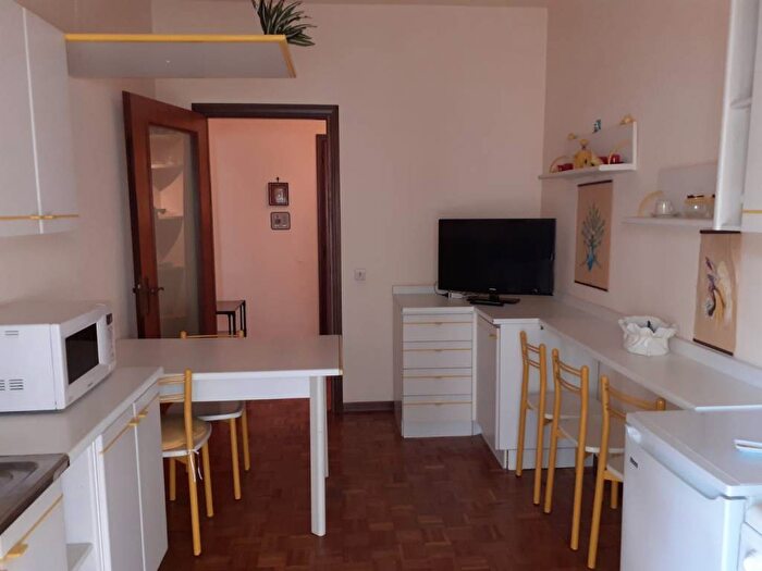 Appartamento trilocale in affitto in Via Mario Rapisardi, Zona Nuova Pratoranieri, Follonica