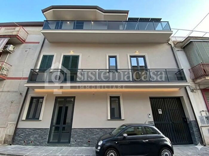 Casa con 6 locali in vendita in Marigliano