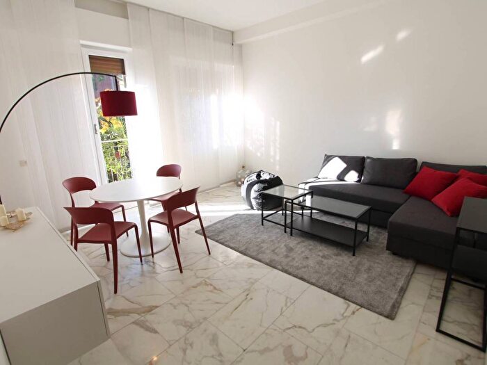 Appartamento bilocale in affitto in Via Tullo Morgagni, Maggiolina, Milano