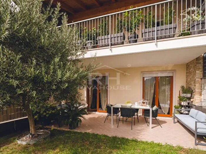 Casa quadrilocale in vendita in Arco