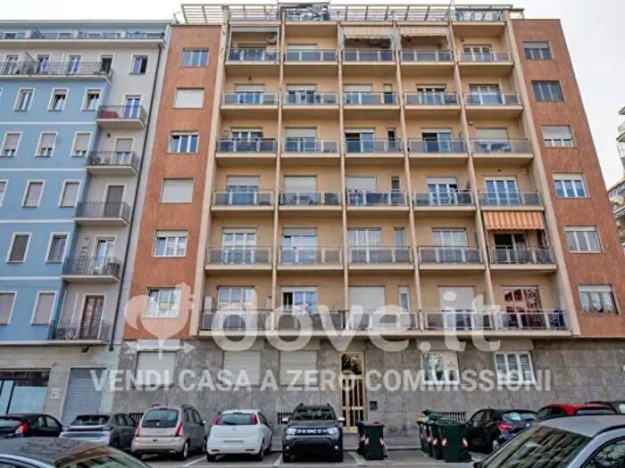 Appartamento trilocale in vendita in Via Filadelfia, Torino