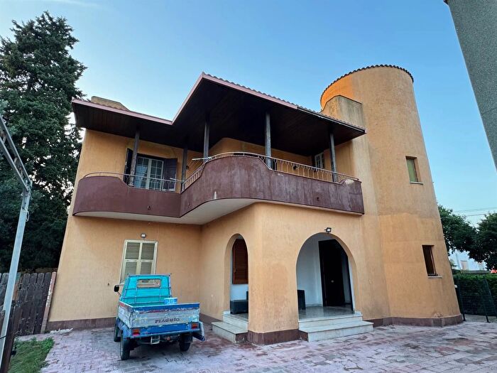 Appartamento trilocale in vendita in Gandoli Leporano Taranto, Leporano