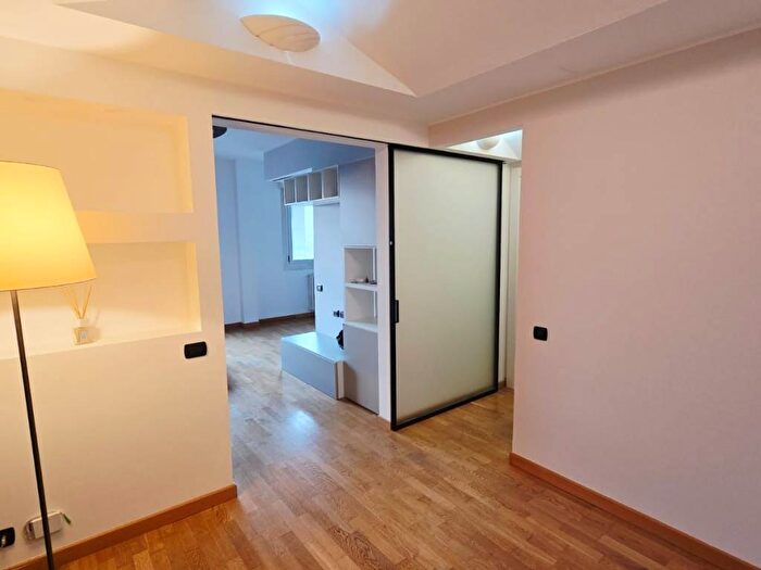 Appartamento trilocale in affitto in Viale Ca Granda, Ca Granda, Milano