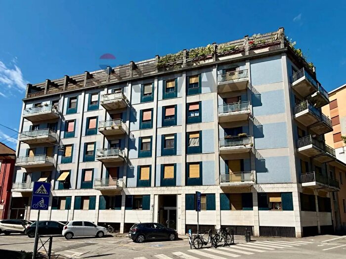 Appartamento bilocale in vendita in Via Antica Porta Tintoria, Cremona