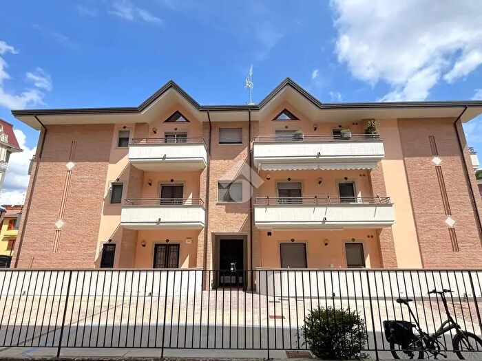 Appartamento trilocale in vendita in Via Tommaso Rossi, San Giorgio Del Sannio