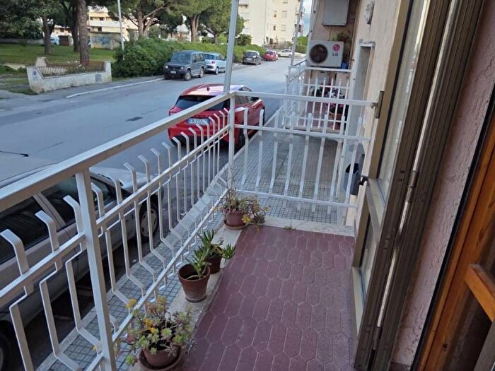 Appartamento trilocale in affitto in Via Parigi, Cassarello Senzuno Salciaina, Follonica