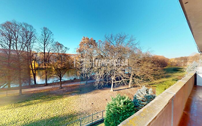 Appartamento con 7 locali in vendita in Corso Casale Bis, Torino