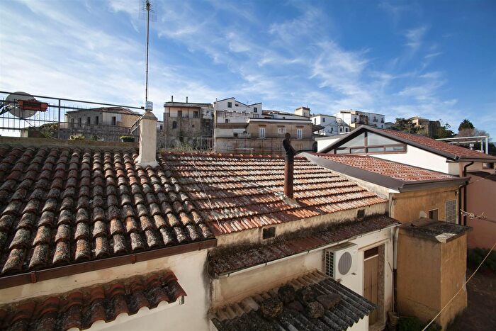 Casa con 5 locali in vendita in Corso Umberto I, Amendolara