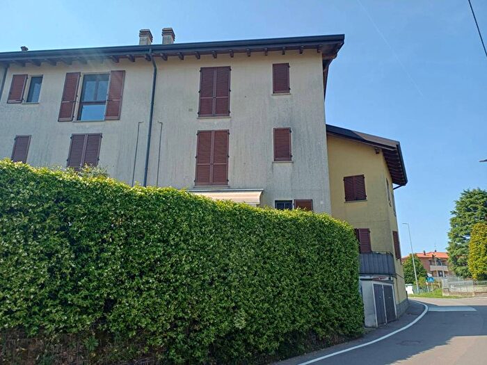 Appartamento bilocale in affitto in Via Milano, Centro, Aicurzio