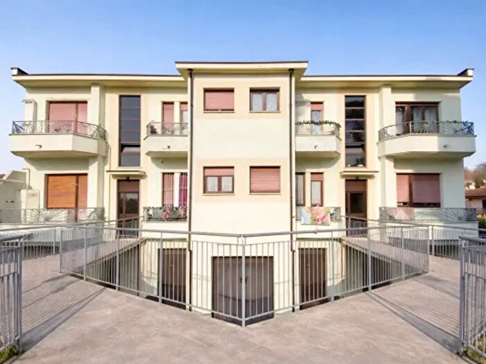 Appartamento quadrilocale in vendita in Via Nuova, Sanfre